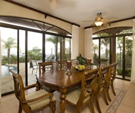 Villa Oasis Home