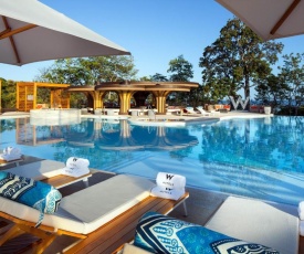W Costa Rica Resort – Playa Conchal