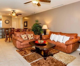 Big ground-floor unit near quiet pool at Pacifico in Coco