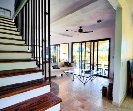Blue Jungle Lodge