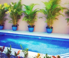 Brilliant Apartment w/pool 3 BDR - near Jaco beach up to 10 people