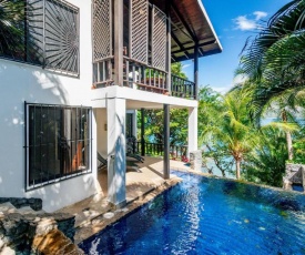 4-Bedroom Cliffside Home with Pool on Secluded Beach