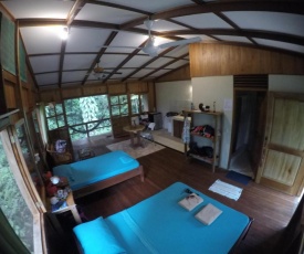 Cabañas Bajo Bosque Drake