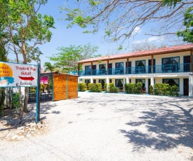 Cabinas Diversion Tropical