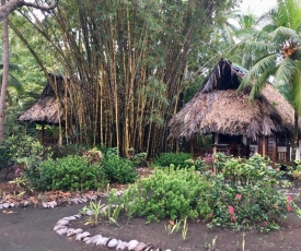 Cabinas Los Cocos