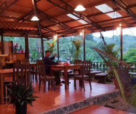 Cabinas Pura Vida Bed & Breakfast
