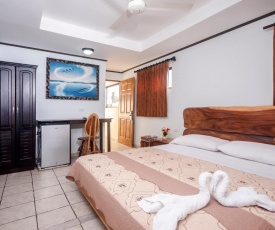 Cadillac Rock Beach Hotel