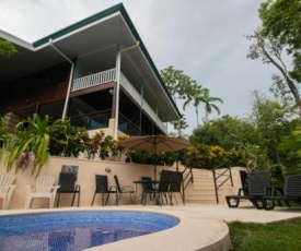 Casa Camino Viejo