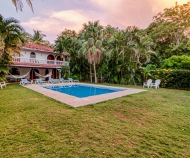 Casa Dorado
