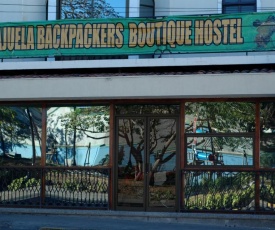 Alajuela Backpackers Airport Hostel