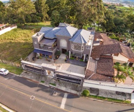 Alameda Cariari Boutique Hotel